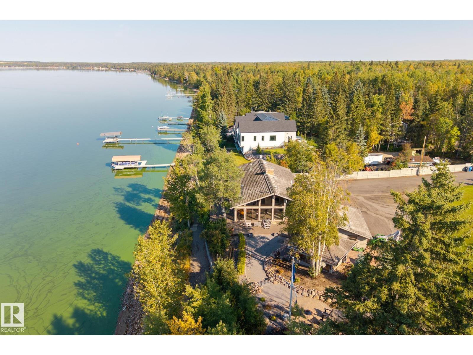 139 Silver Beach Rd Property Photo 3