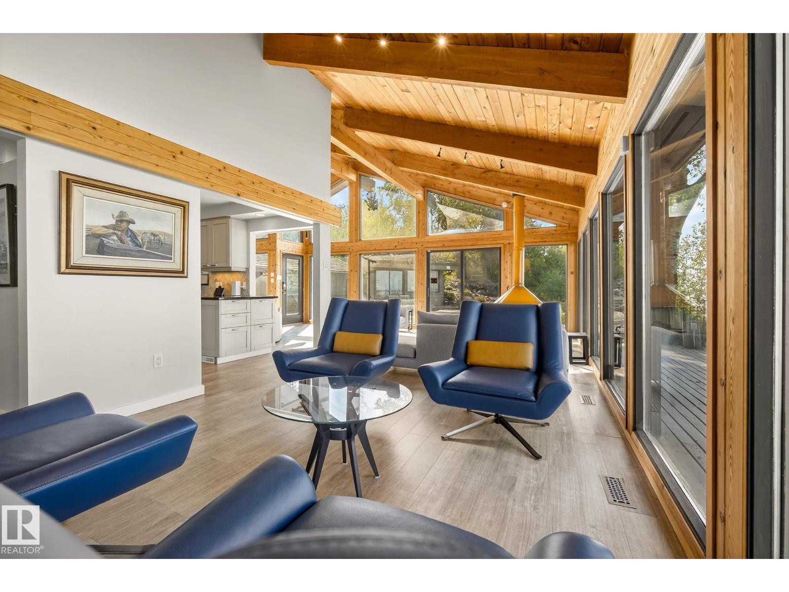 139 Silver Beach Rd Property Photo 14