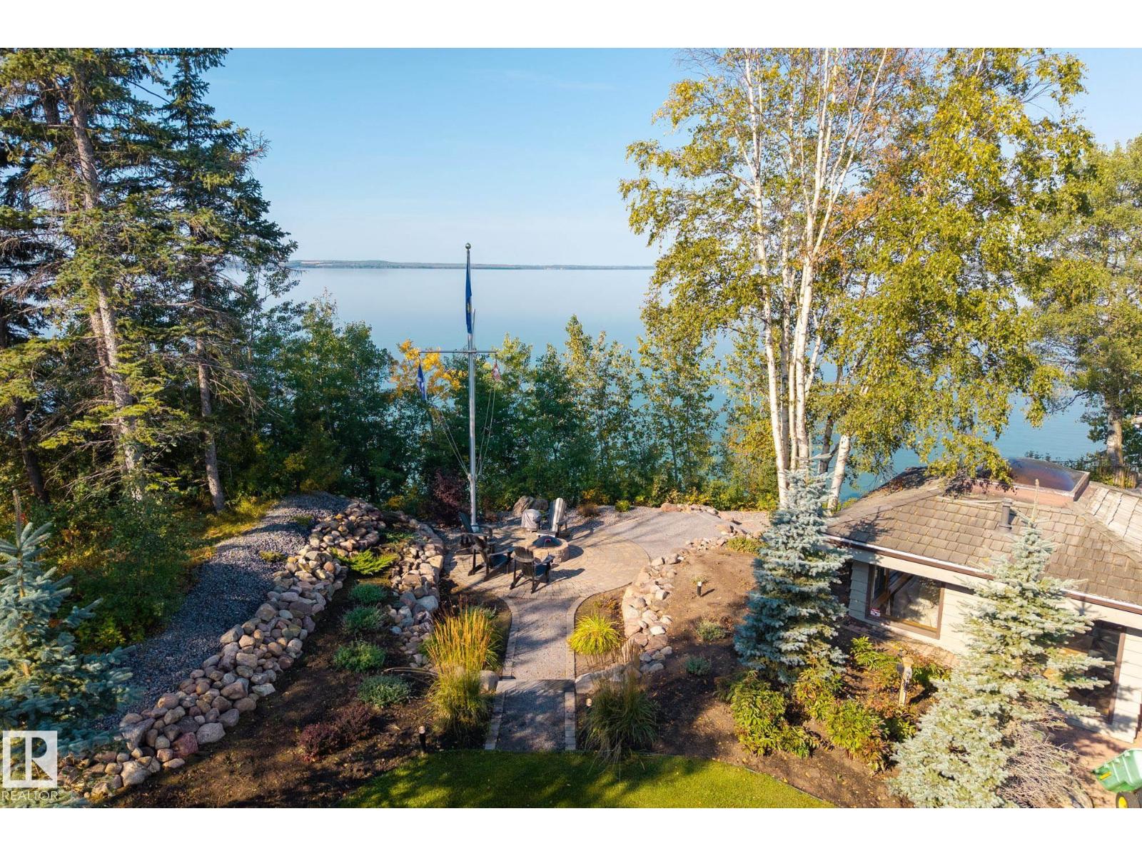 139 Silver Beach Rd Property Photo 54