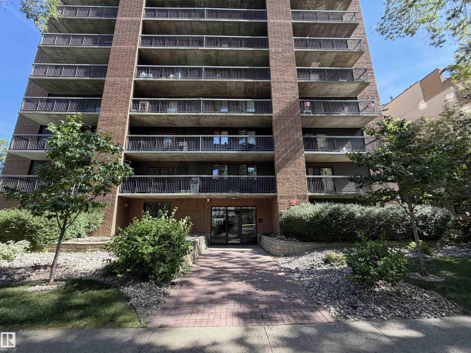 #202 9929 113 ST NW
