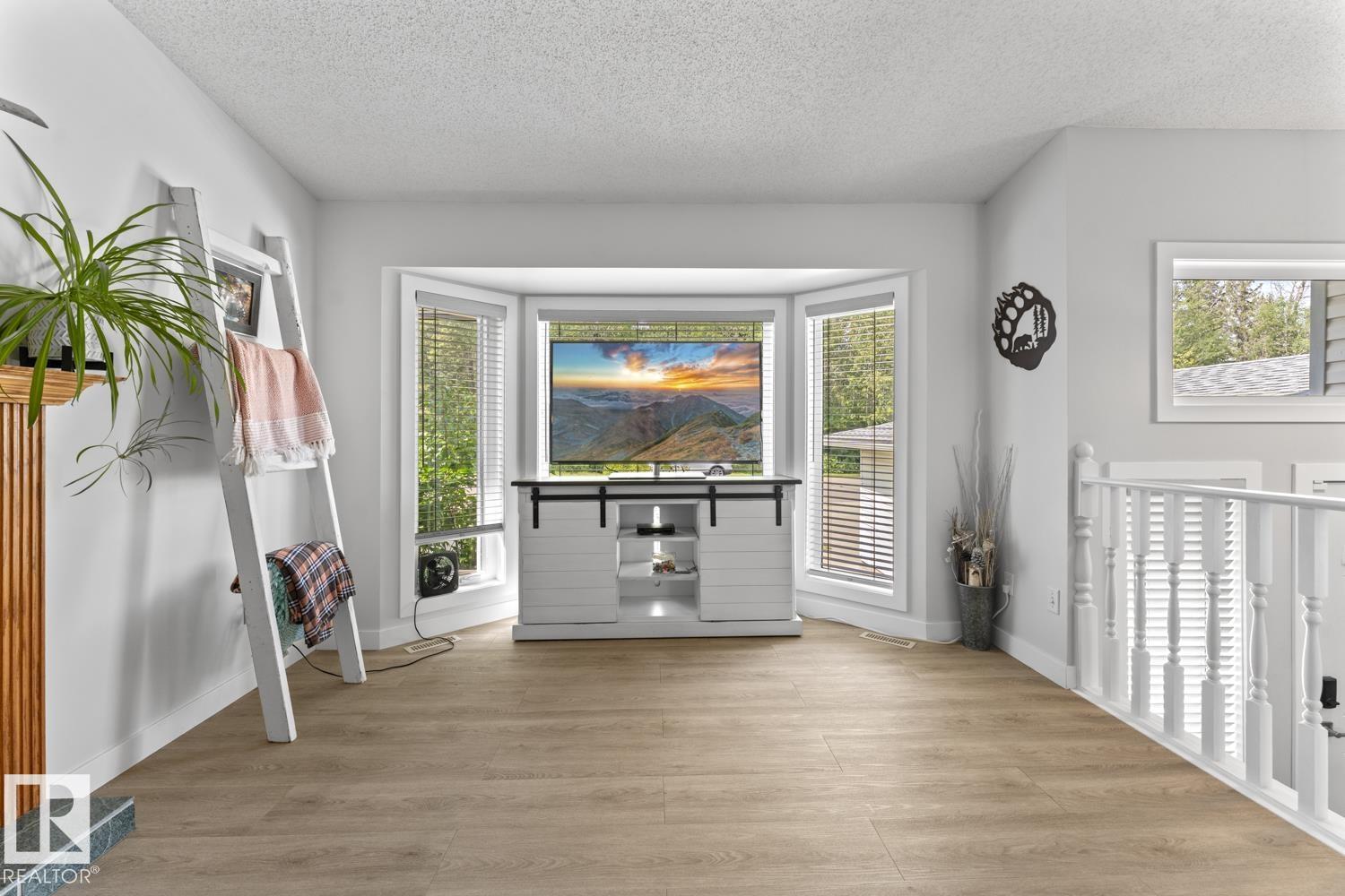 1004 12 St Property Photo 5