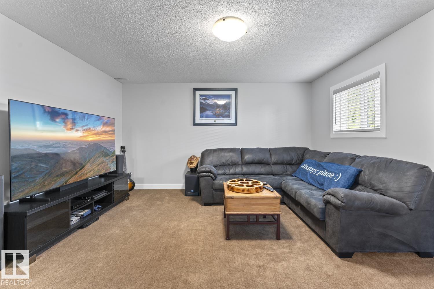 1004 12 St Property Photo 19