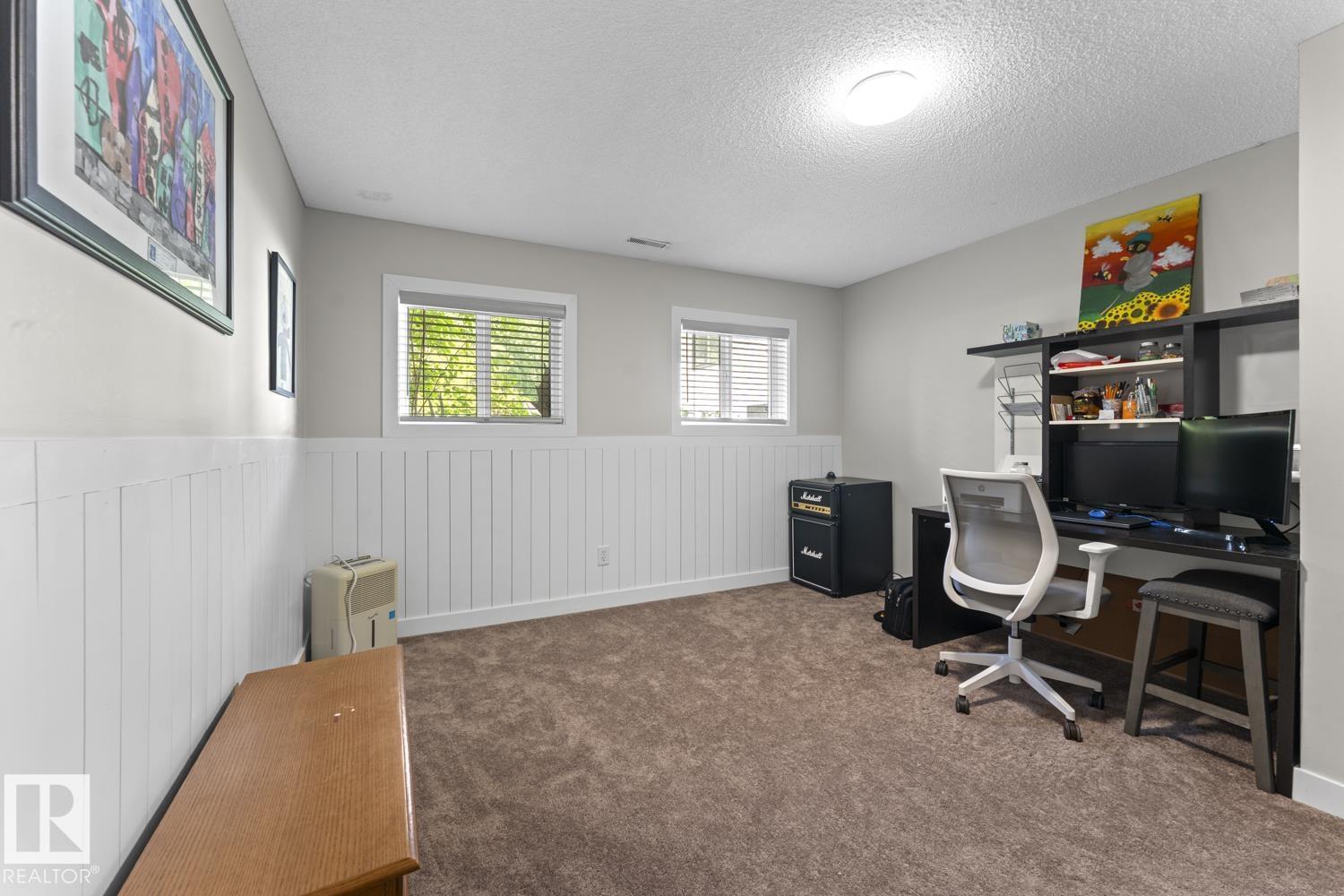 1004 12 St Property Photo 24