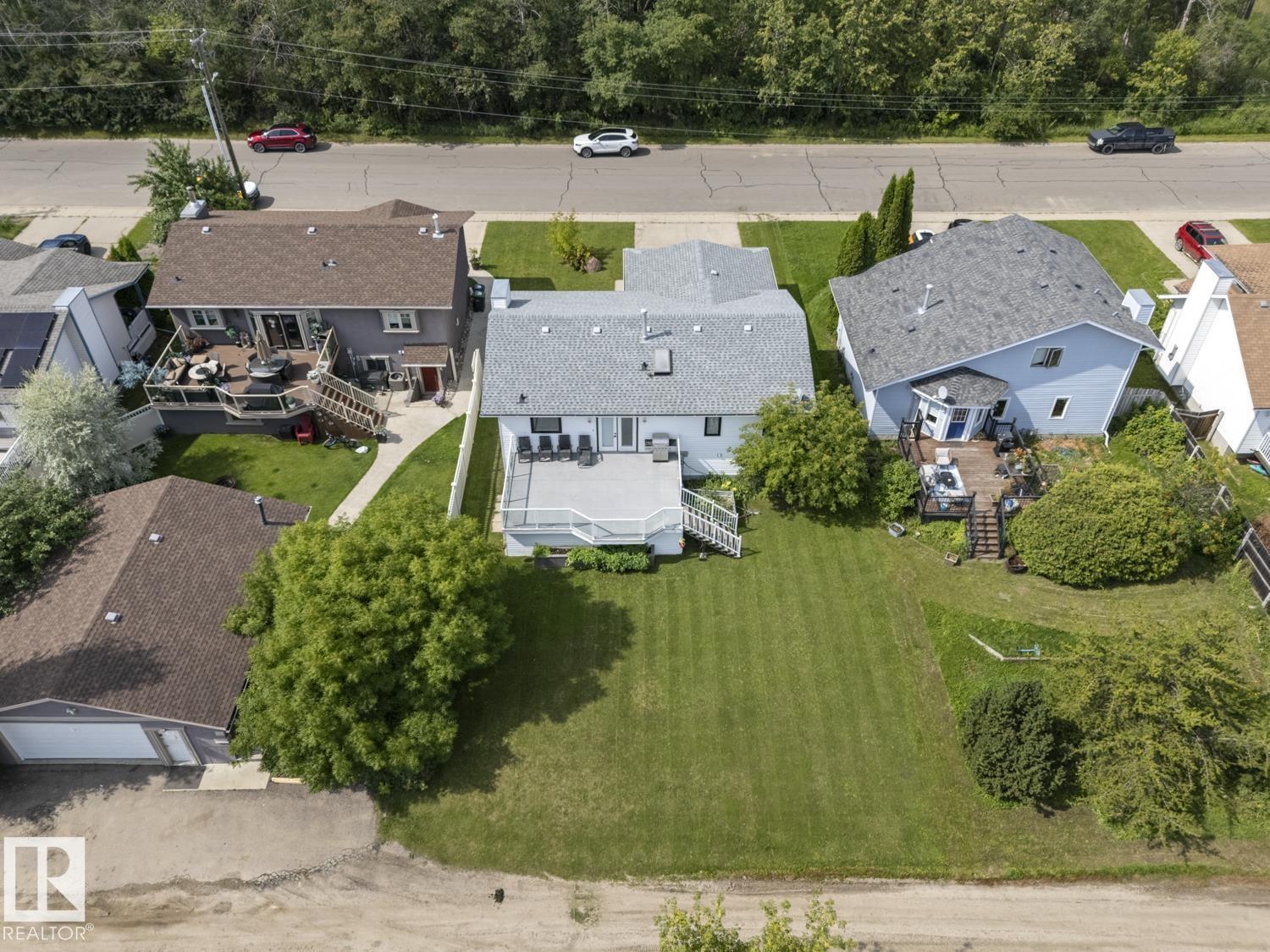 1004 12 St Property Photo 29