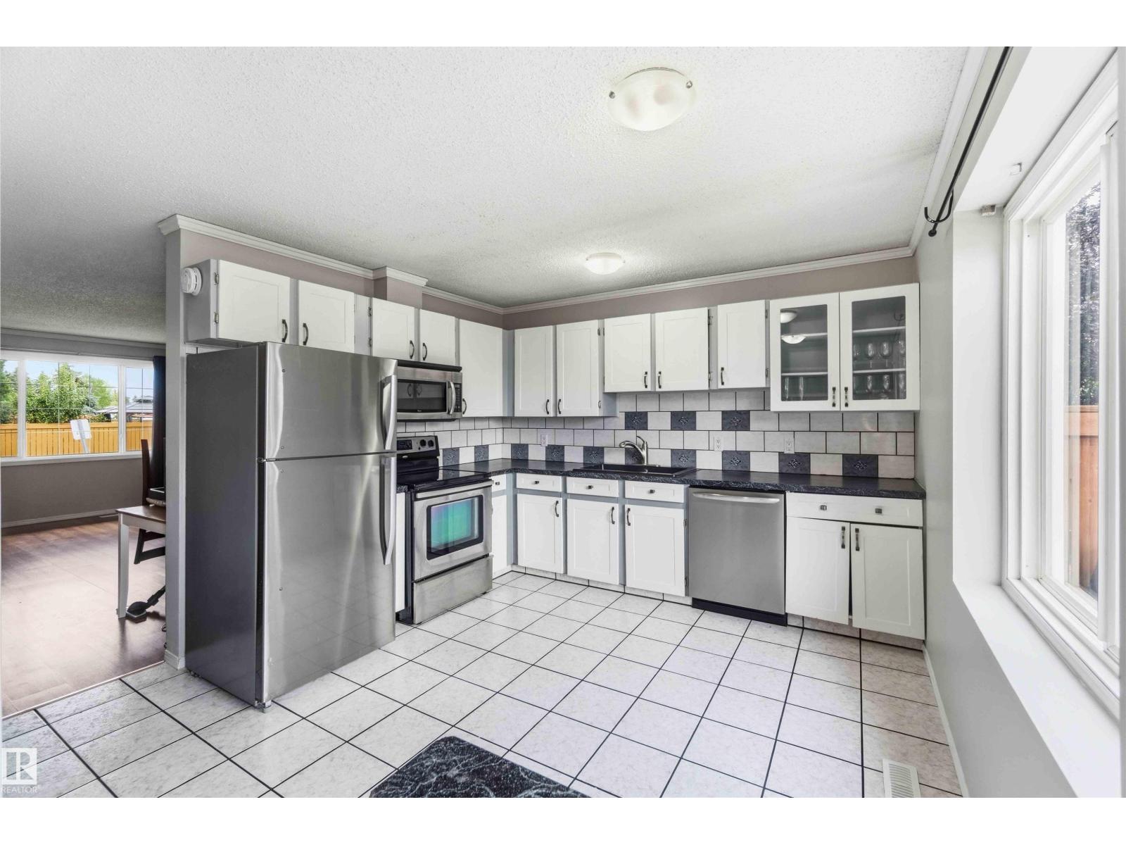7963 178 St Nw Property Photo 12