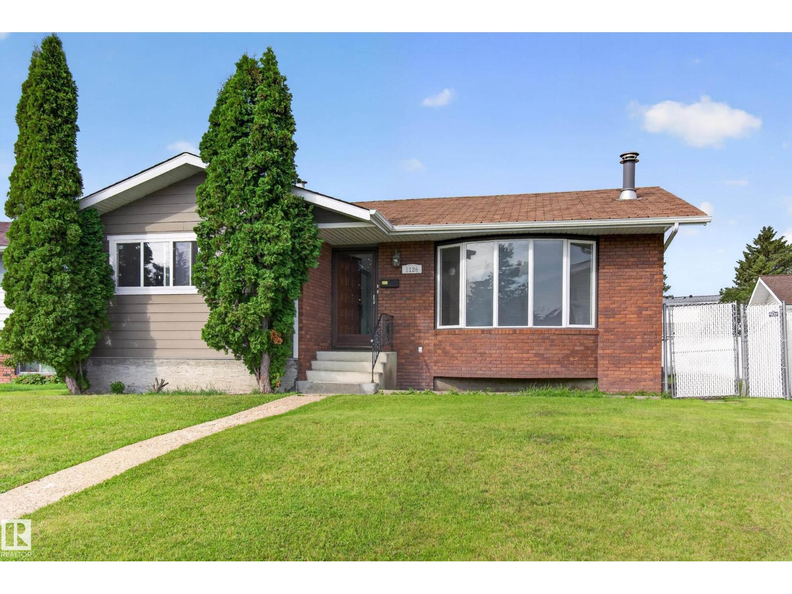 1139 LAKEWOOD RD N NW