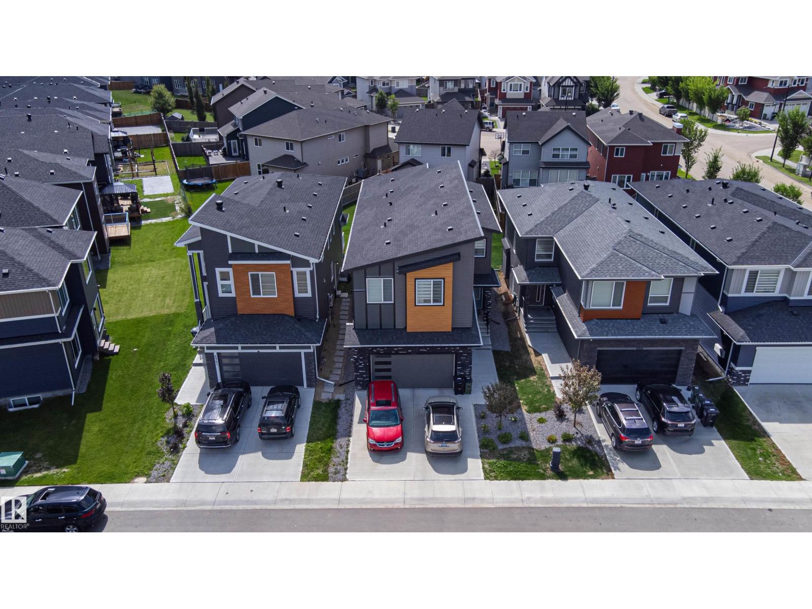 6907 173 Av Nw Property Photo 7
