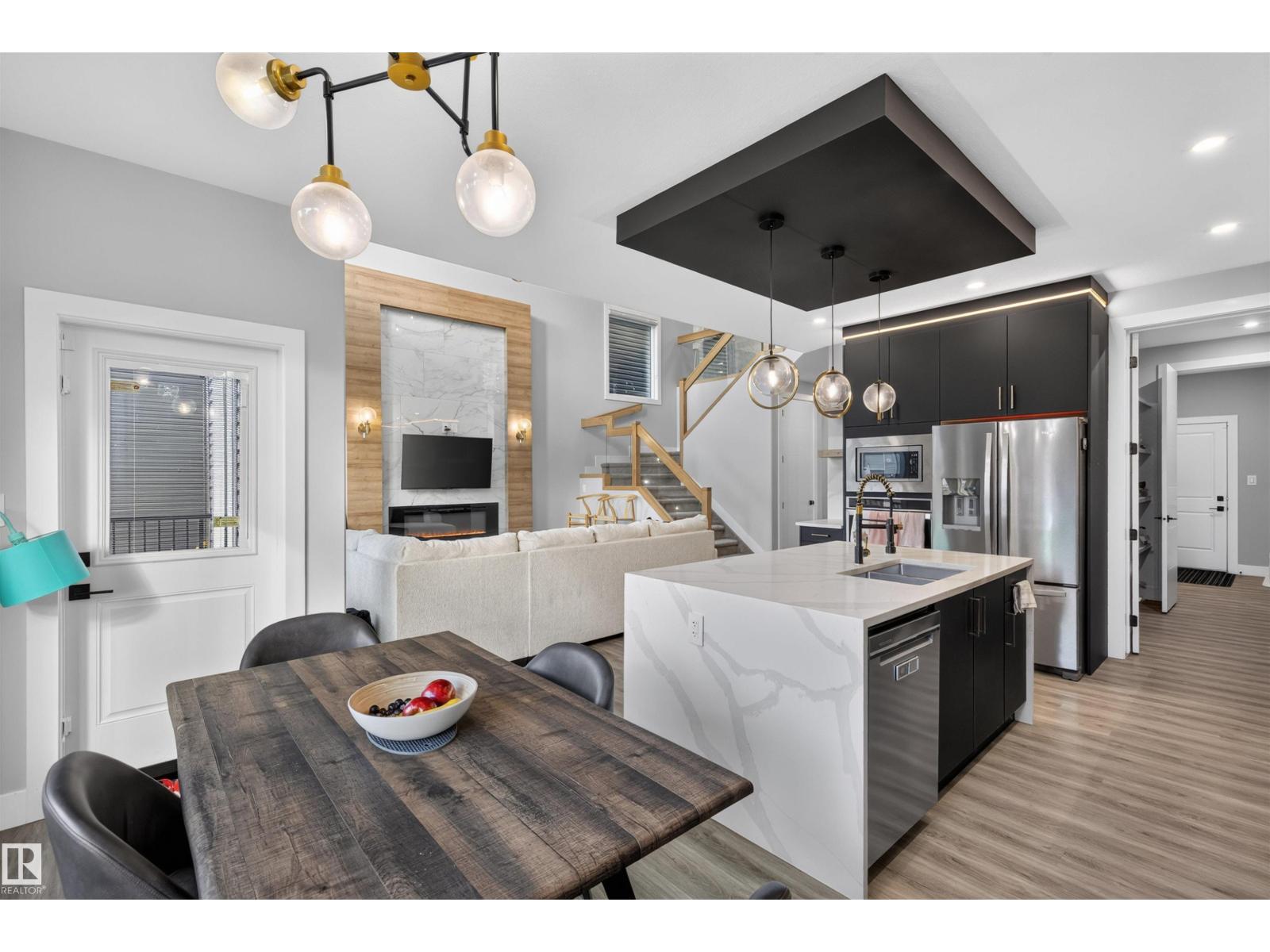 6907 173 Av Nw Property Photo 13