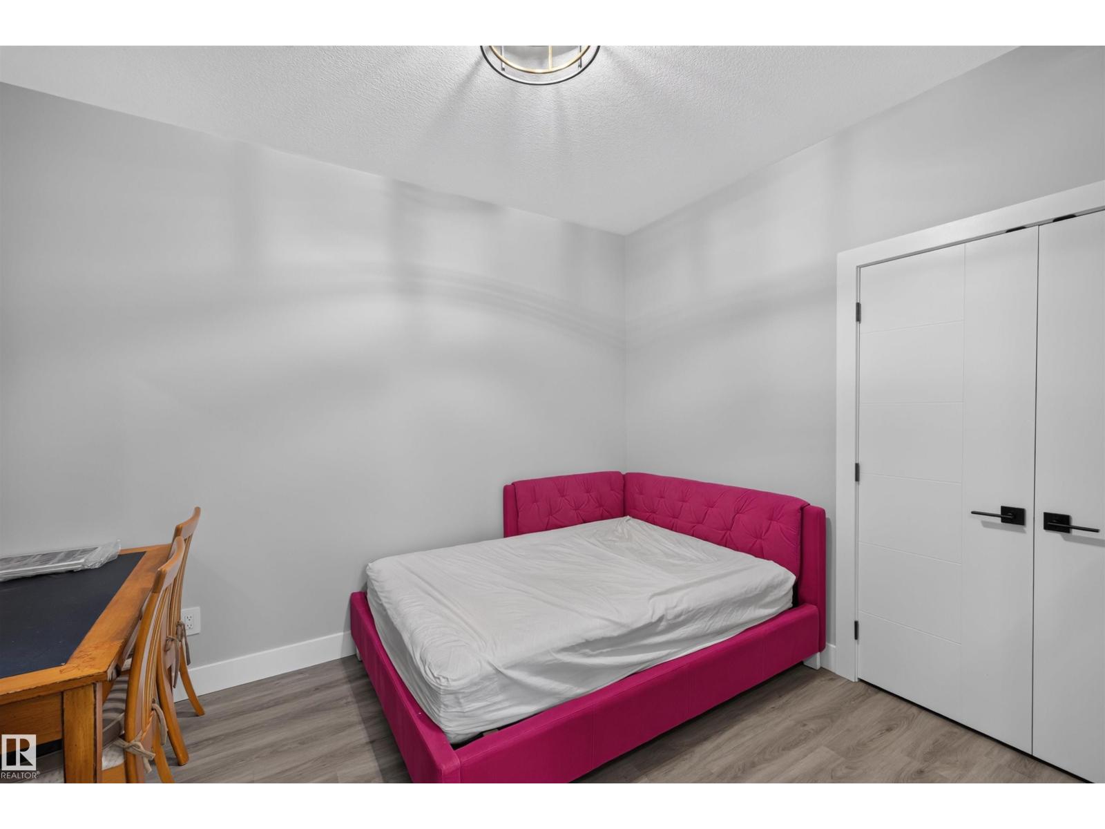 6907 173 Av Nw Property Photo 19