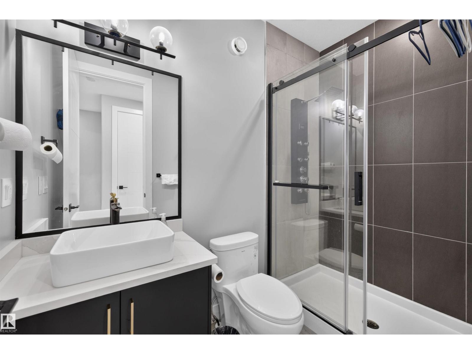 6907 173 Av Nw Property Photo 20