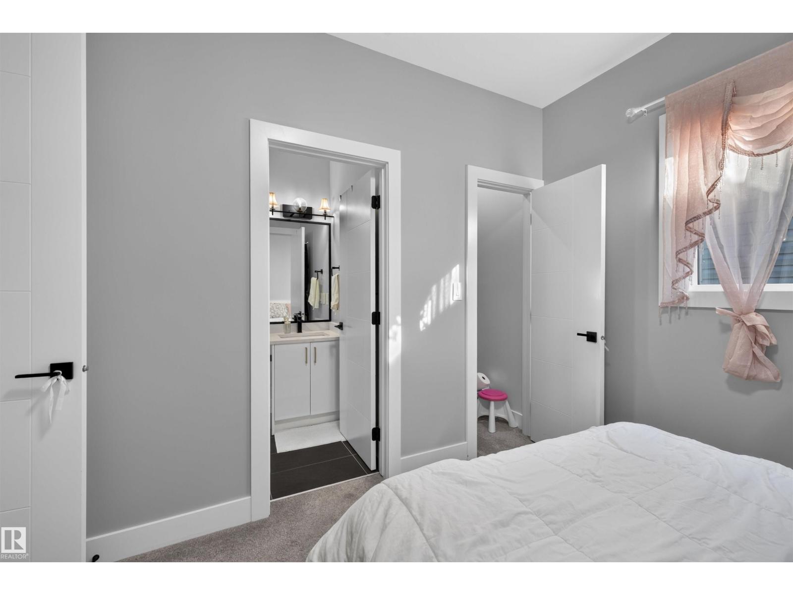 6907 173 Av Nw Property Photo 32