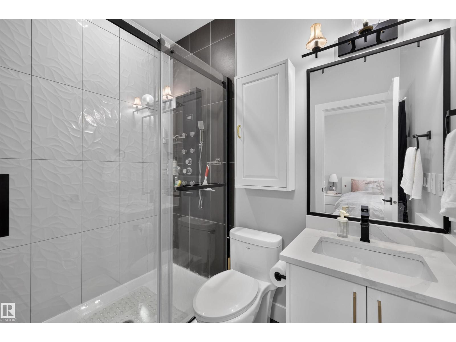 6907 173 Av Nw Property Photo 33