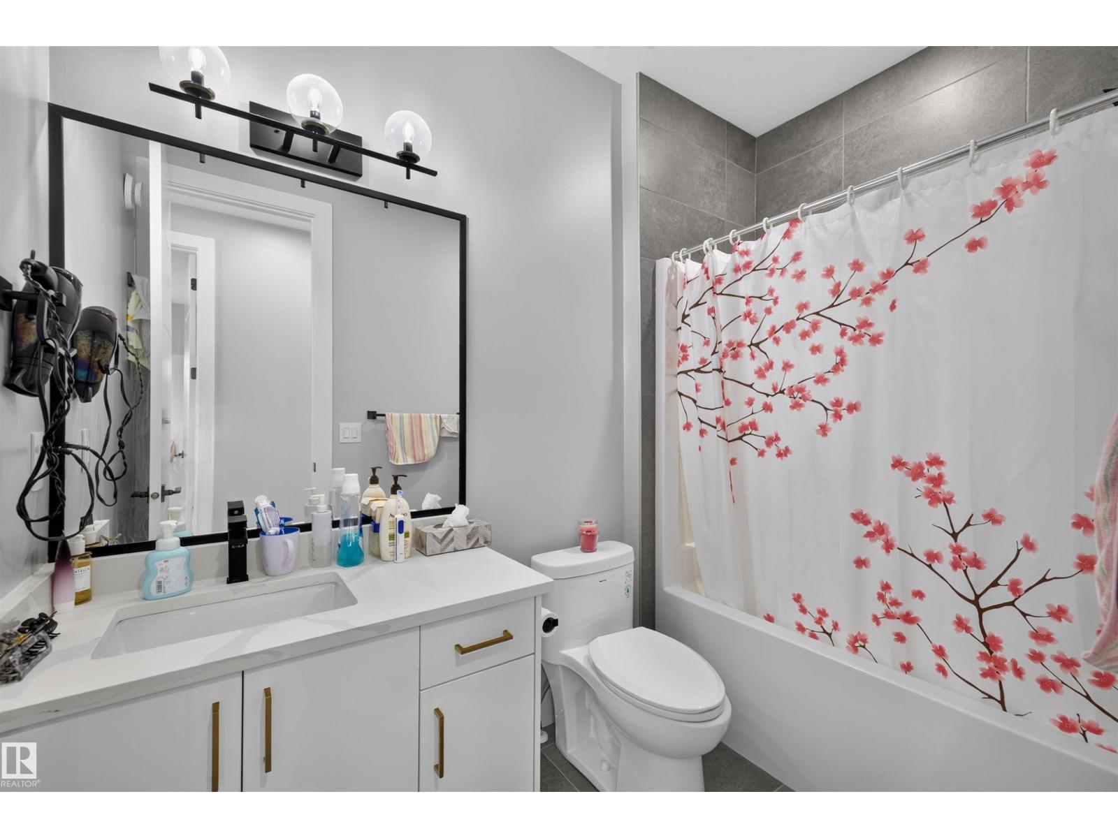 6907 173 Av Nw Property Photo 36