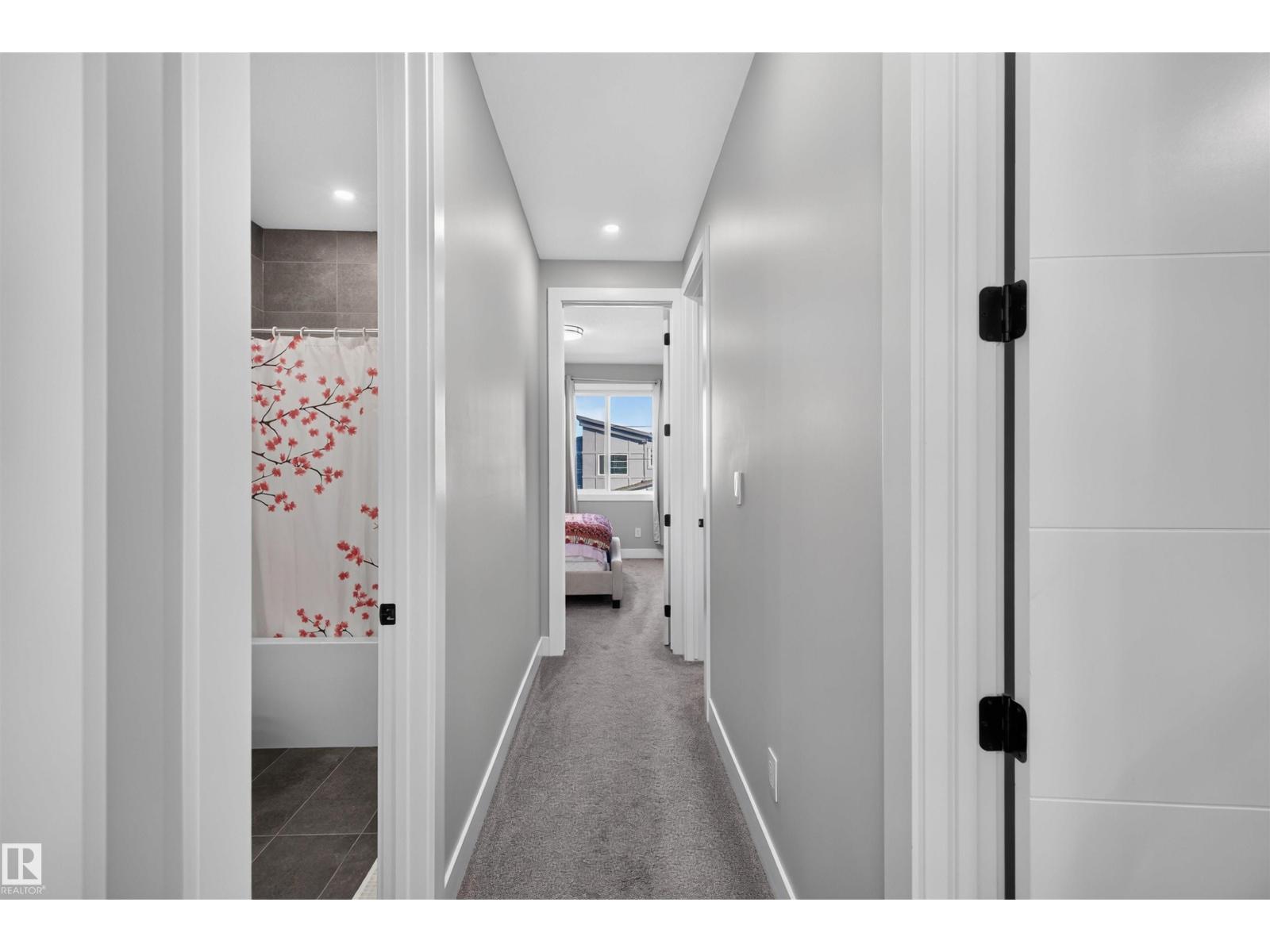 6907 173 Av Nw Property Photo 38