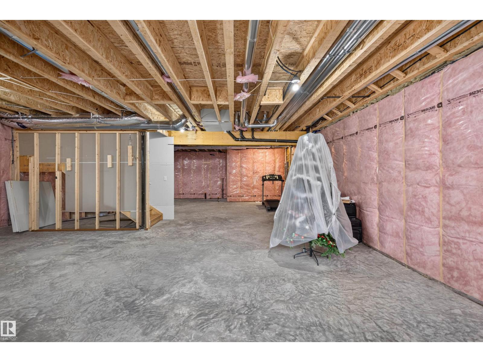 6907 173 Av Nw Property Photo 48