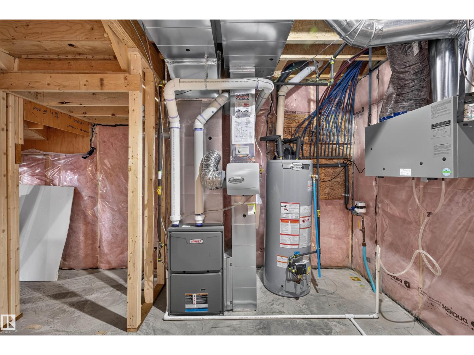 6907 173 Av Nw Property Photo 49