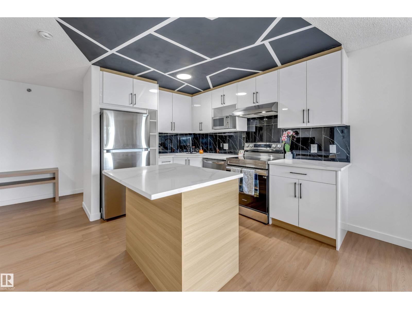 #416 2305 35A AV NW Property Photo 1
