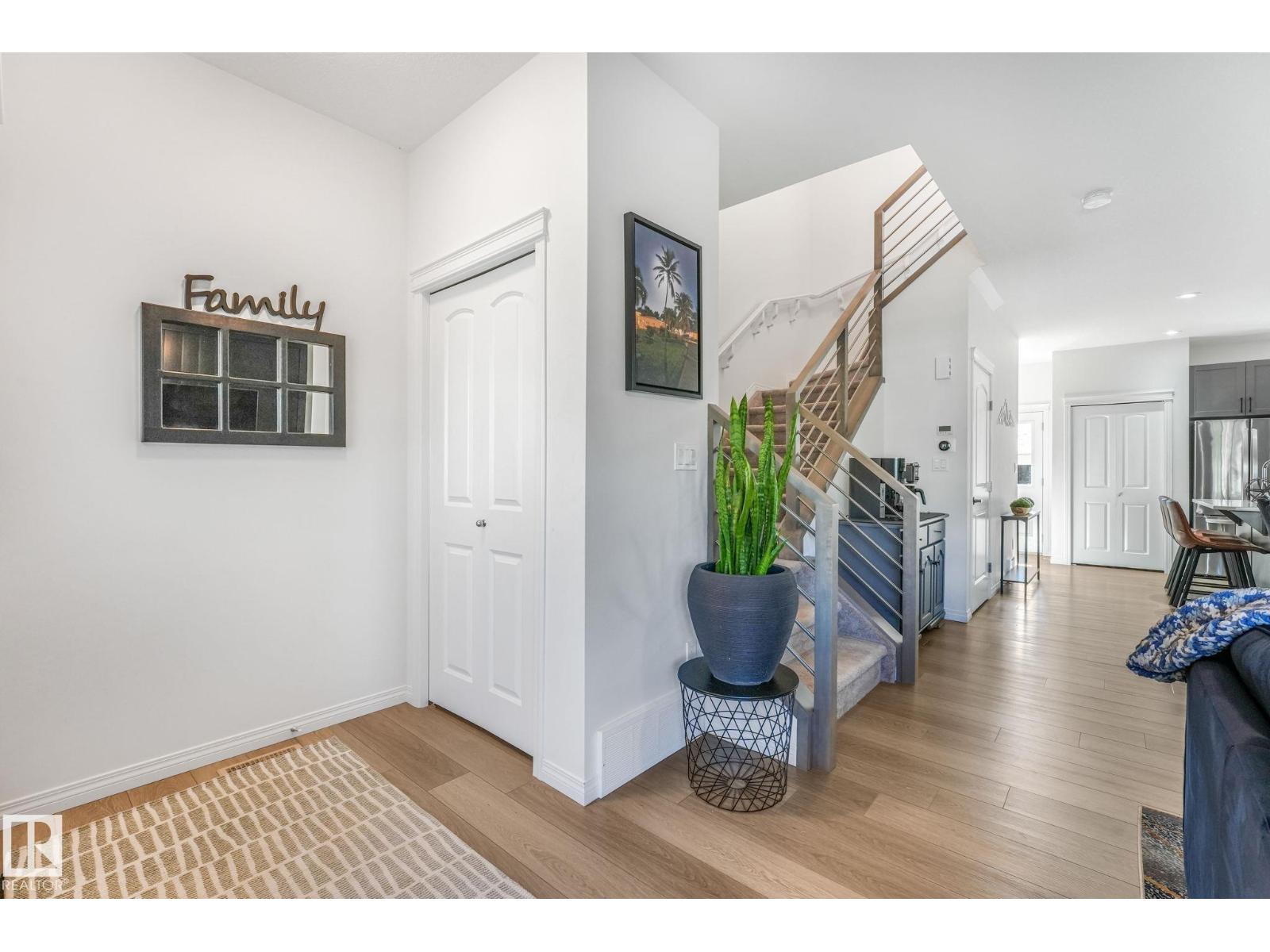 4417 38 St Property Photo 10