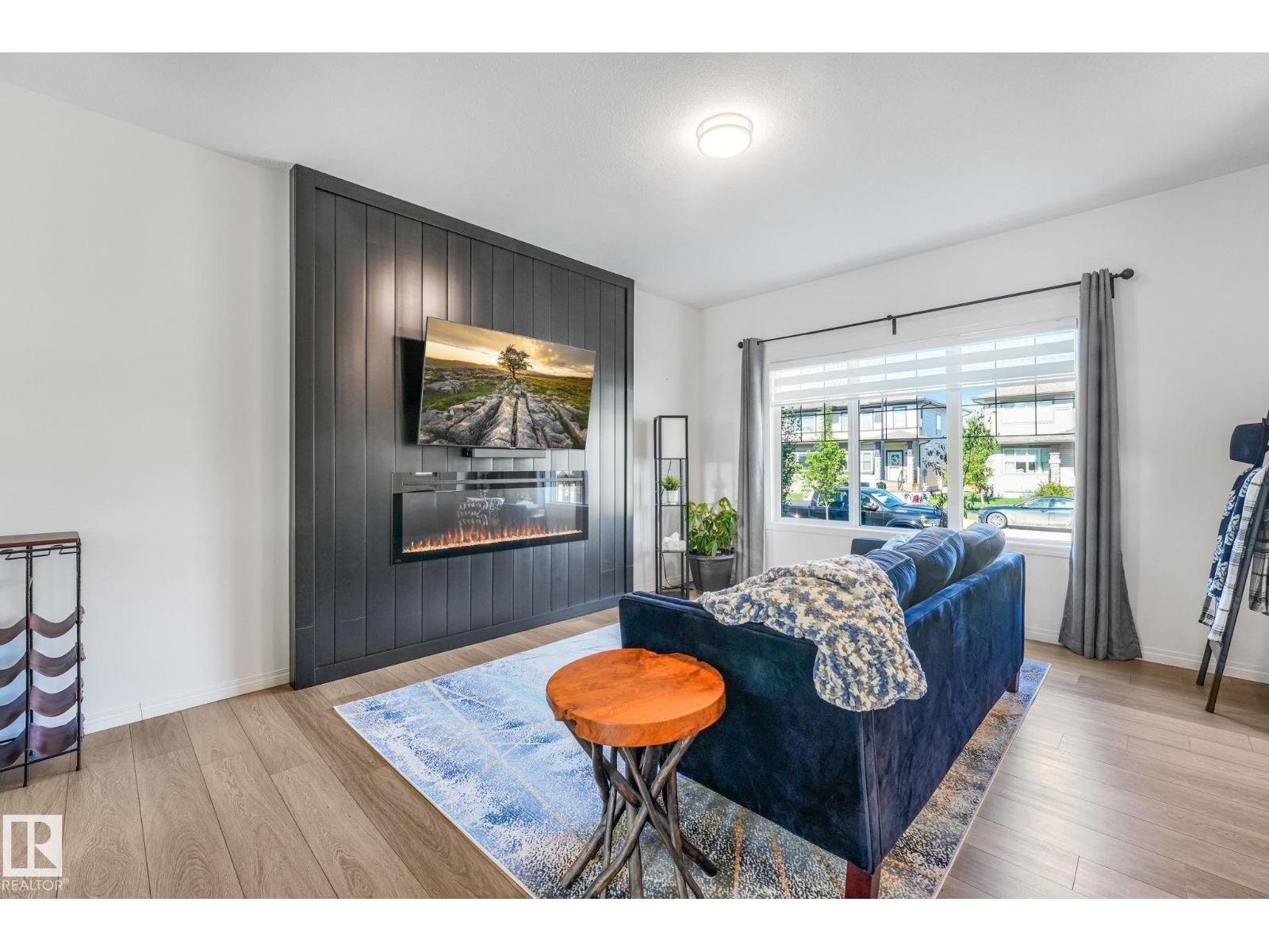 4417 38 St Property Photo 11