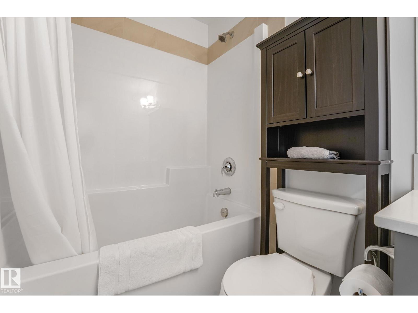 4417 38 St Property Photo 32