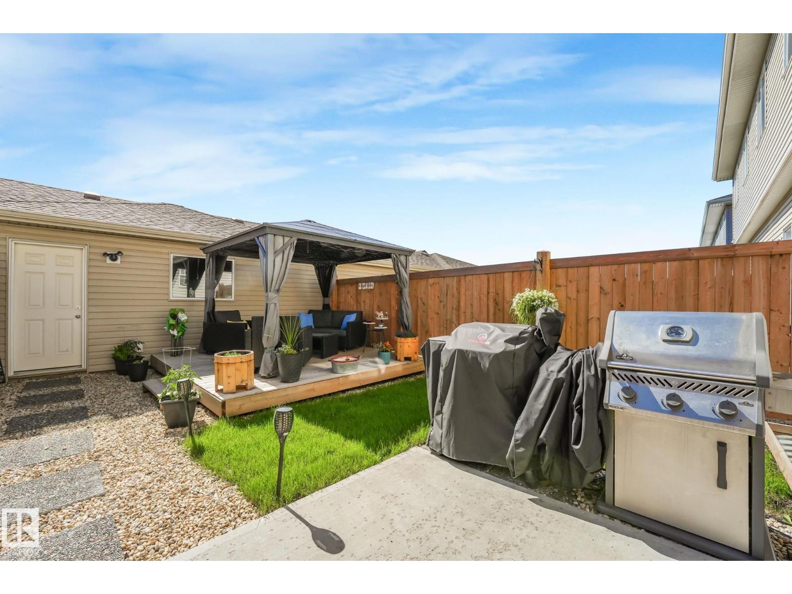 4417 38 St Property Photo 46