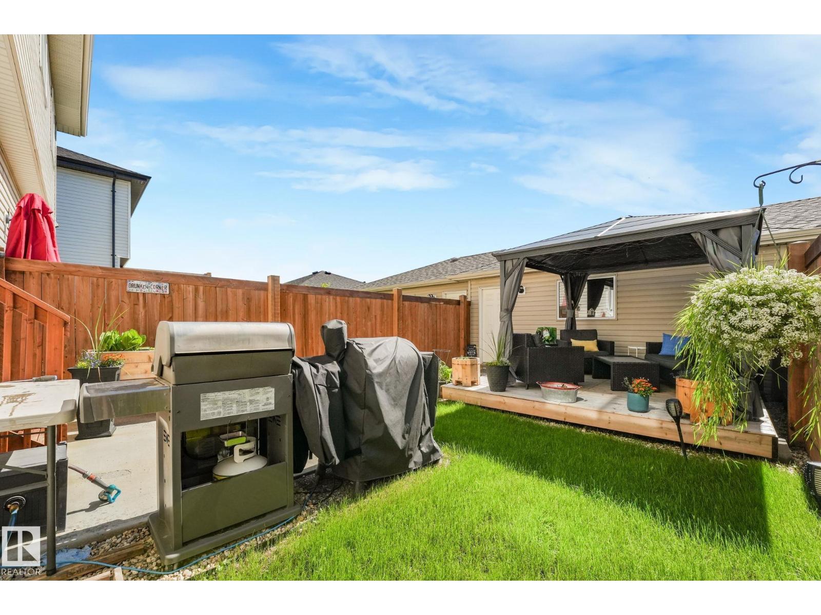 4417 38 St Property Photo 47