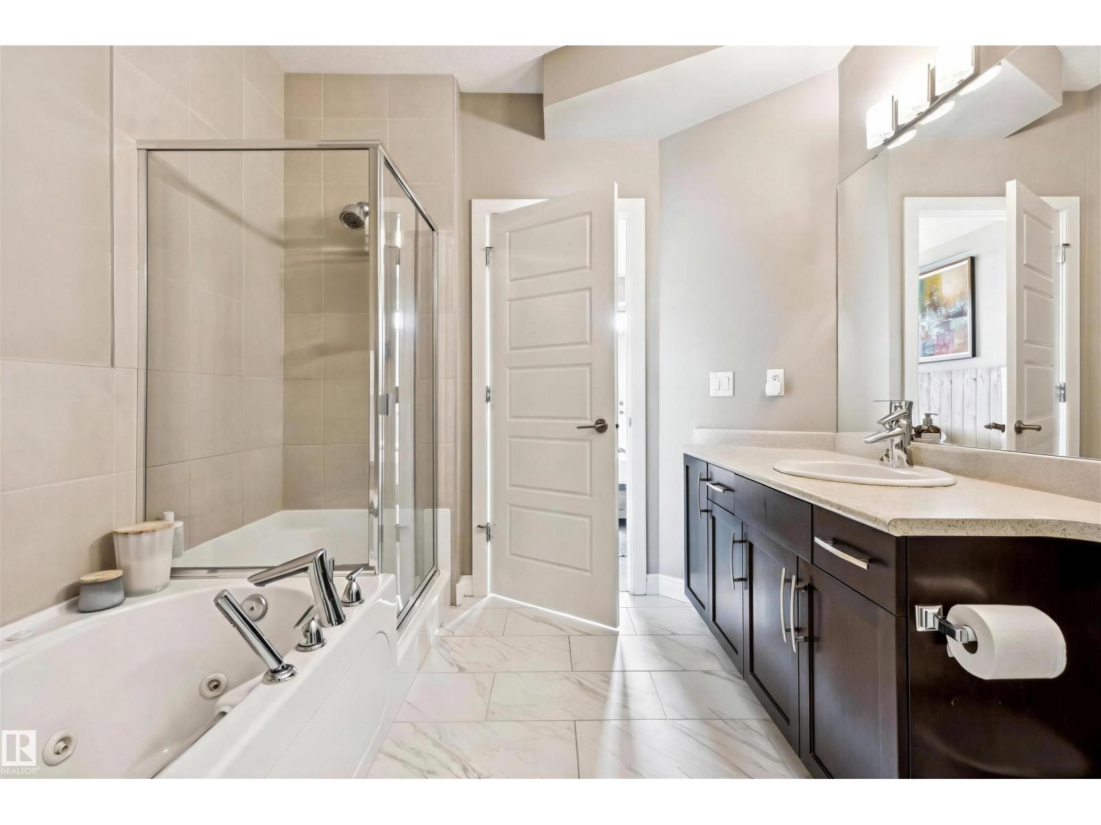 #104 9603 98 Av Nw Property Photo 25