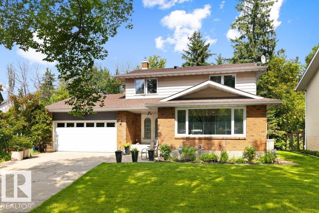 2 GREENWOOD PL Property Photo 1