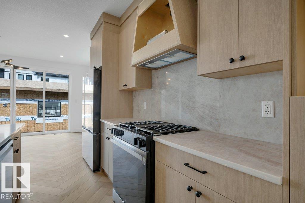 14706 103 Av Nw Property Photo 15