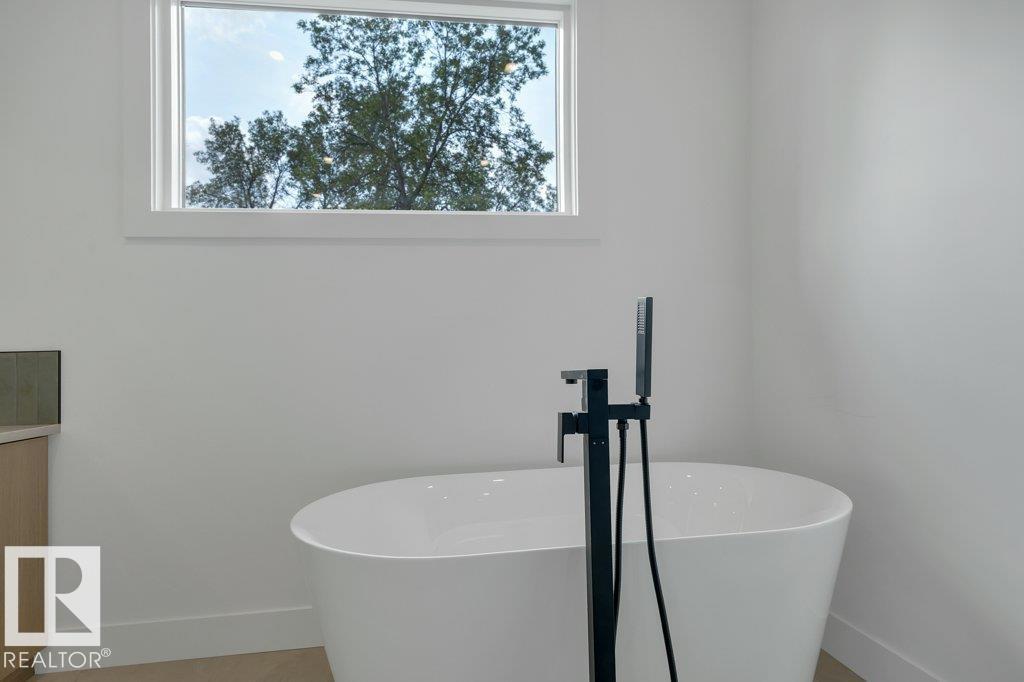 14706 103 Av Nw Property Photo 37