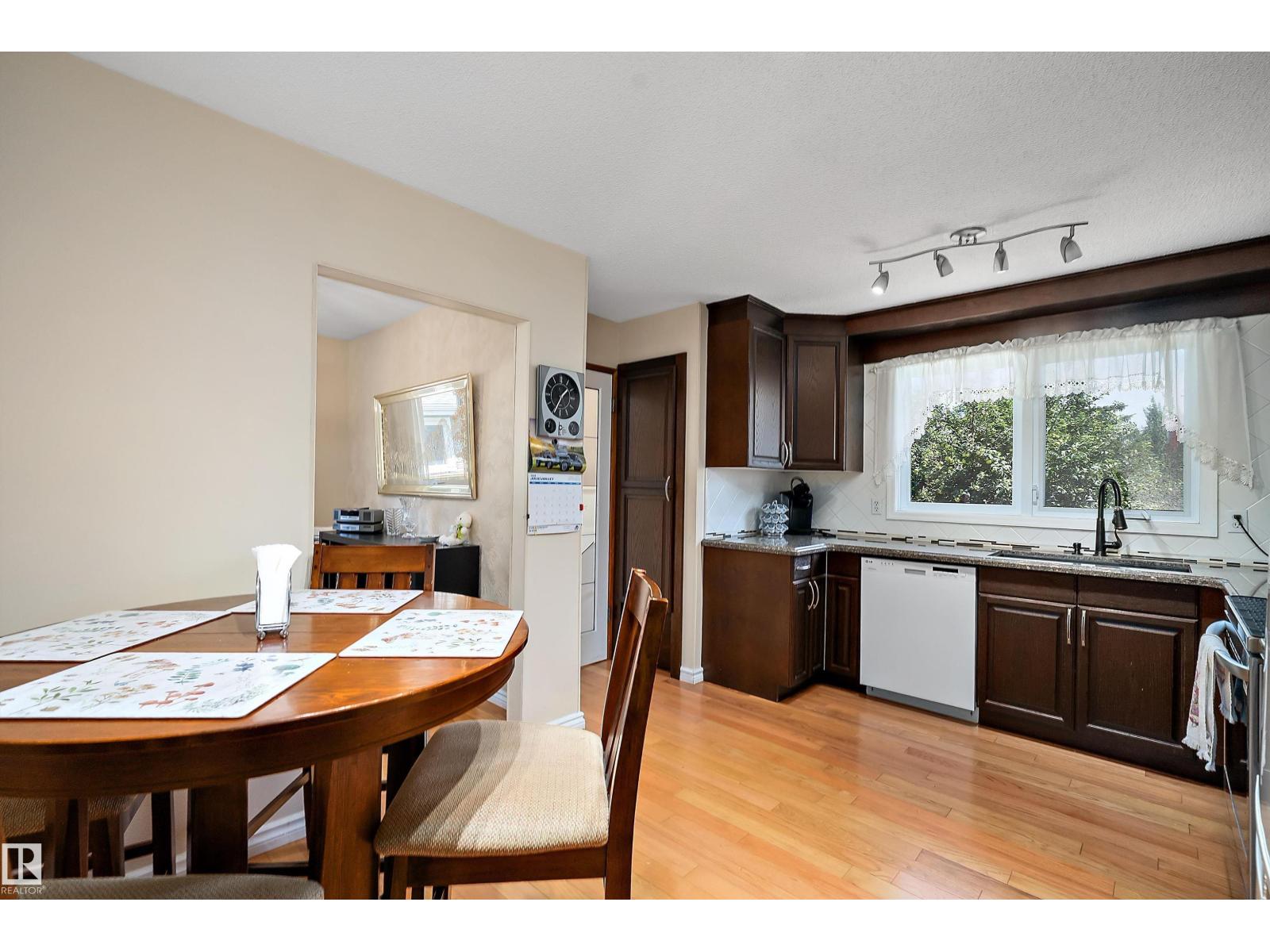 5507 51 St Property Photo 16