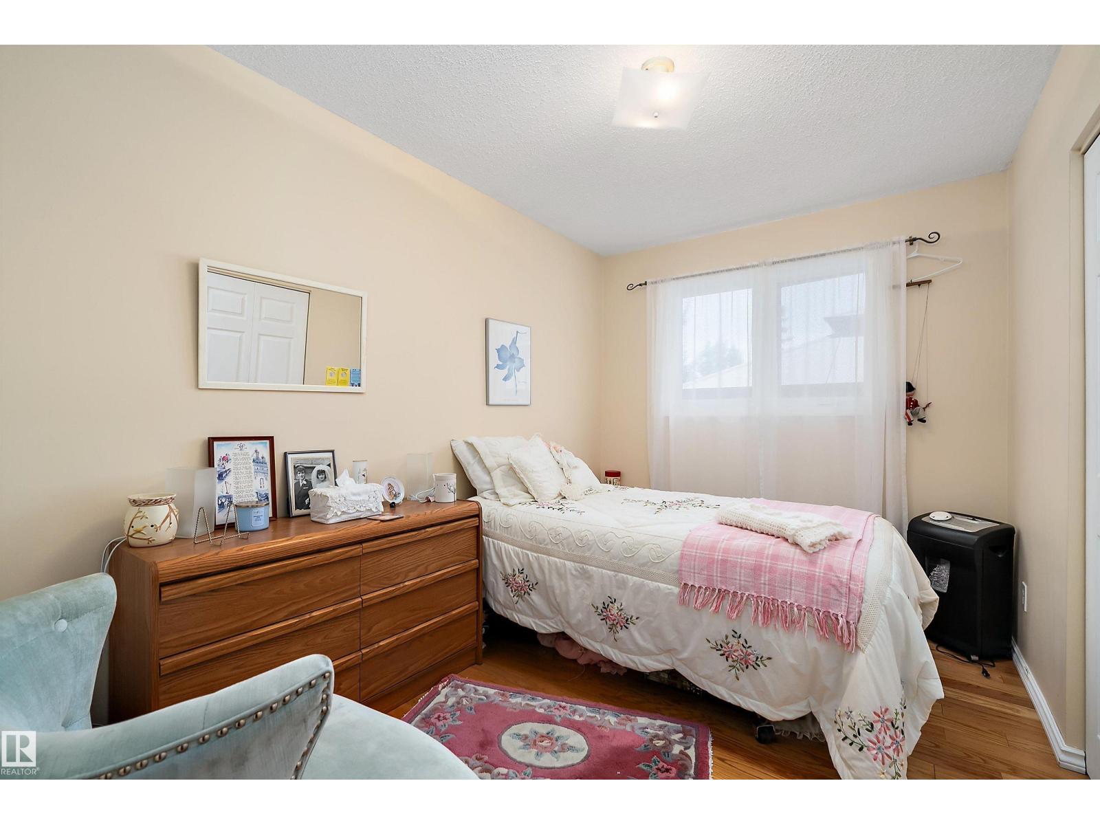 5507 51 St Property Photo 17