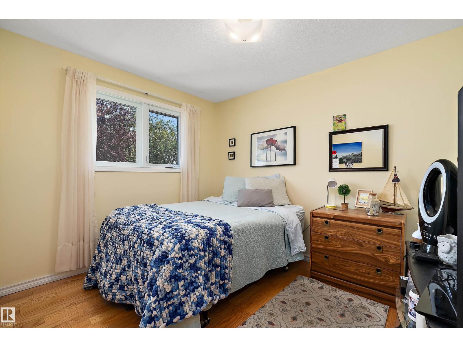5507 51 St Property Photo 18