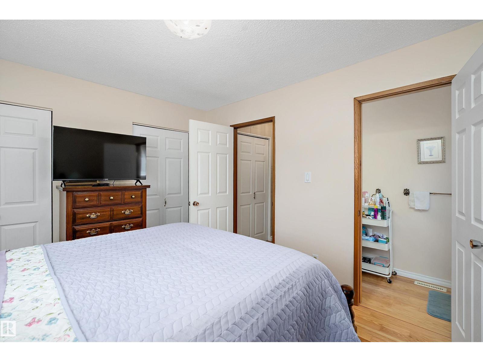 5507 51 St Property Photo 23