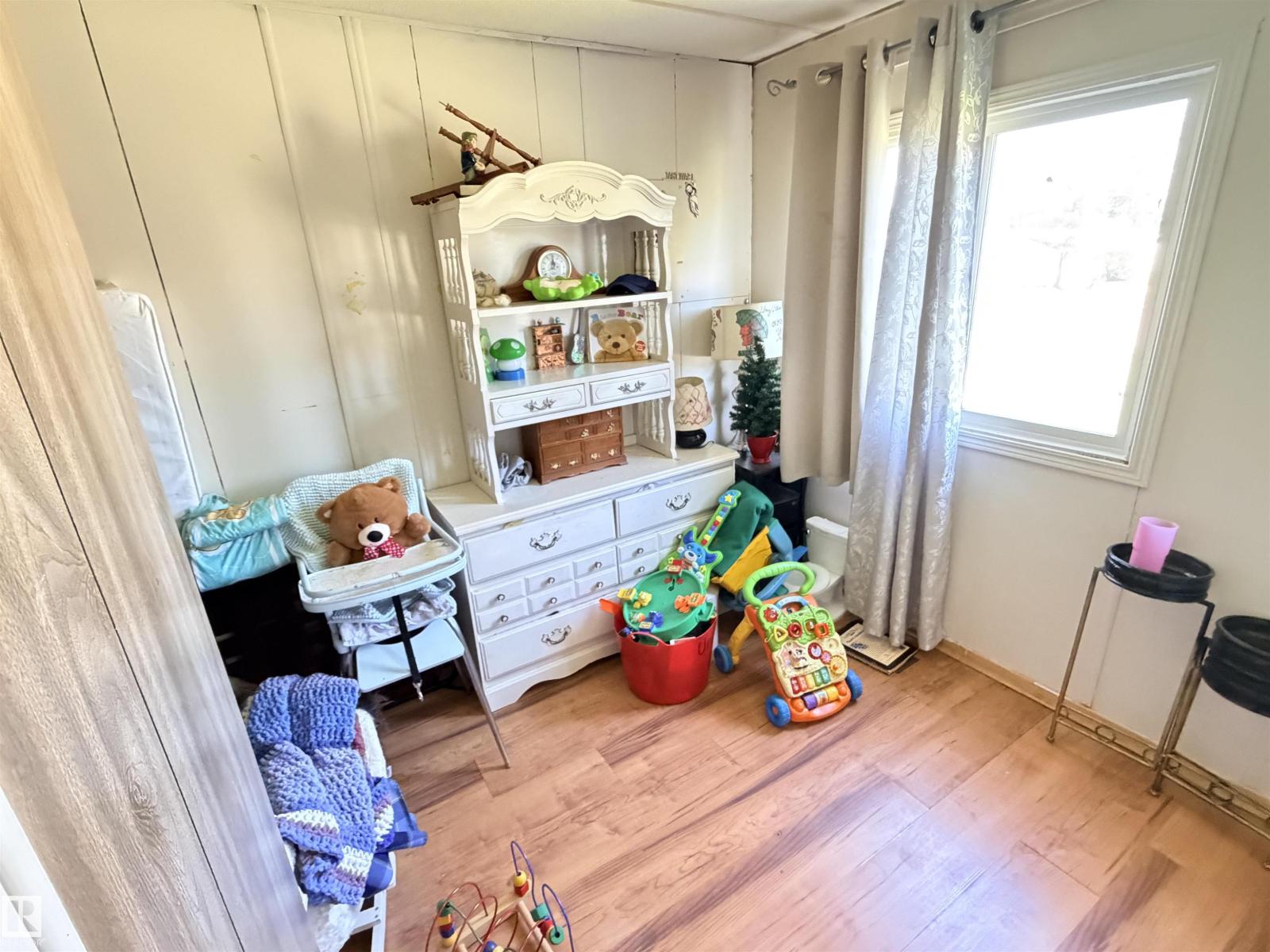 9940 110 St Property Photo 21