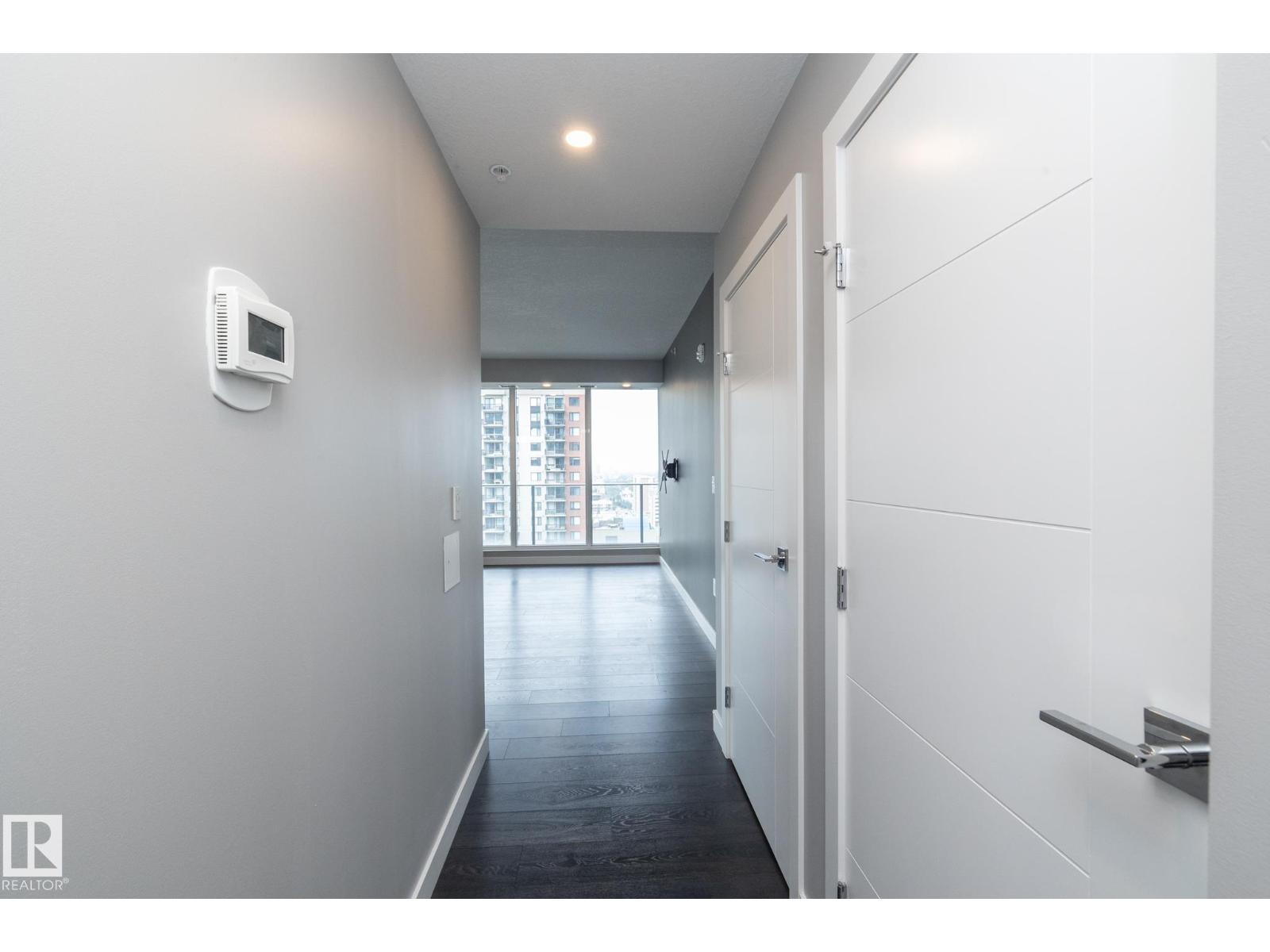 #1801 10180 103 St Nw Nw Property Photo 4