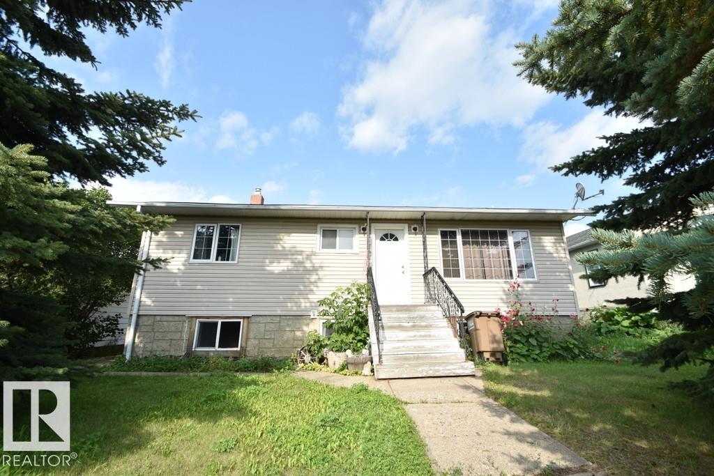 5007 2 St Property Photo 1