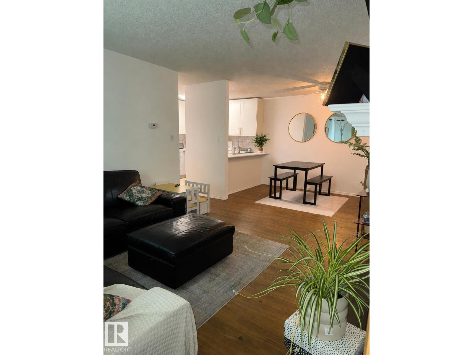 #302 44 Alpine Pl Property Photo 2