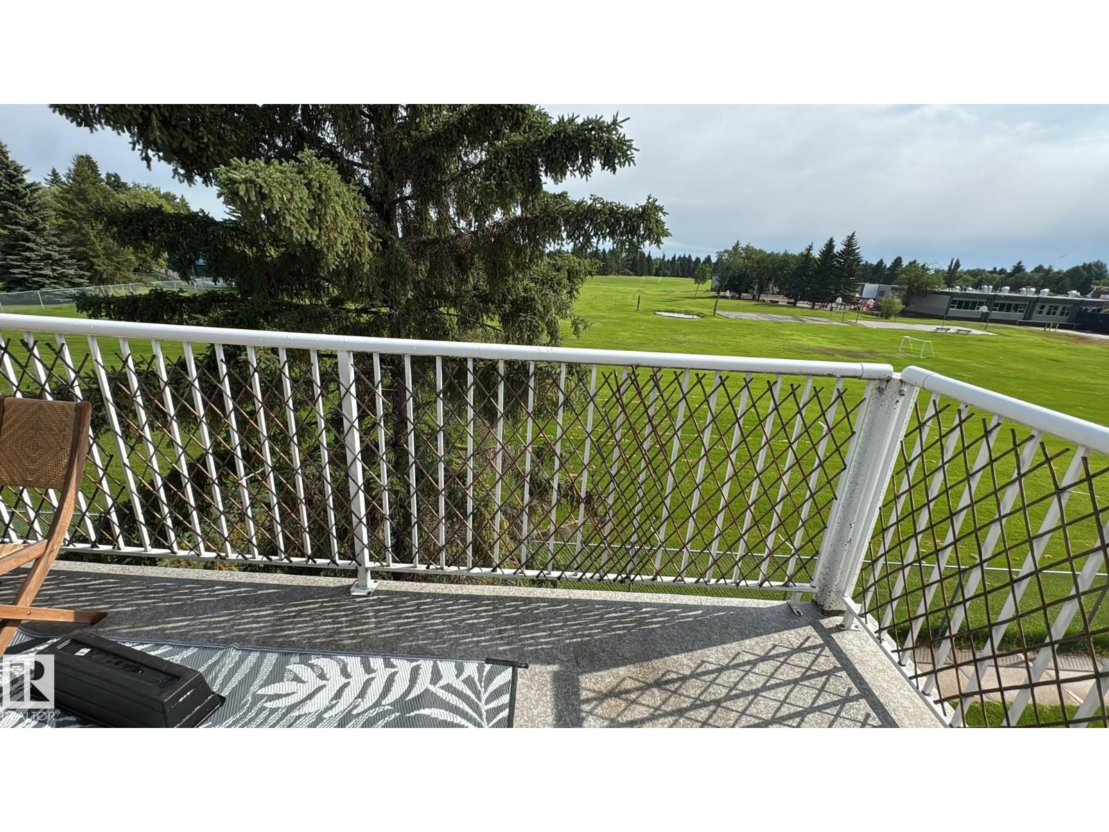 #302 44 Alpine Pl Property Photo 8
