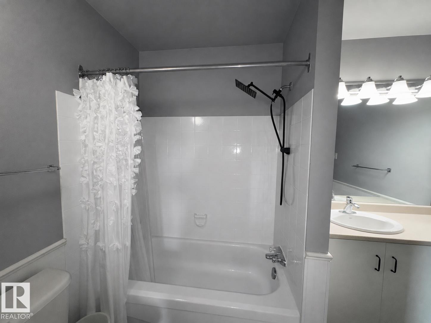 #302 44 Alpine Pl Property Photo 12