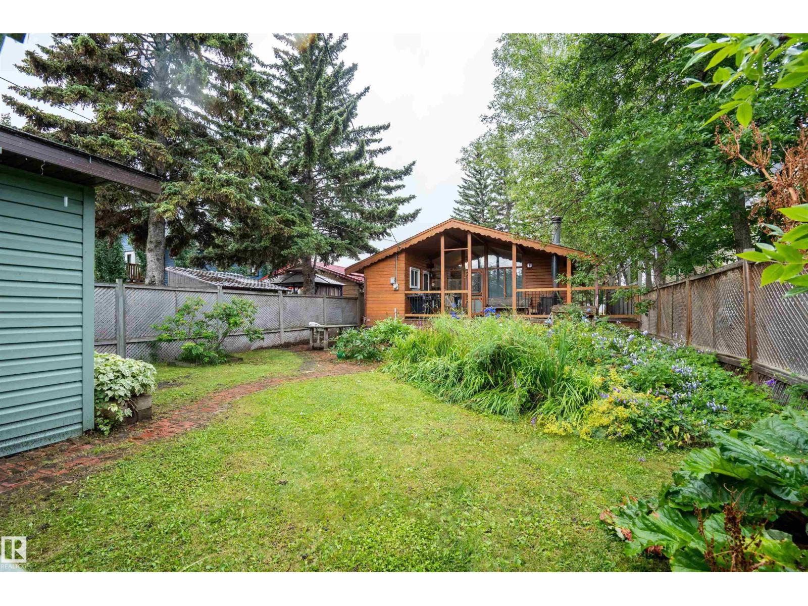 5011 38 Street Property Photo 25