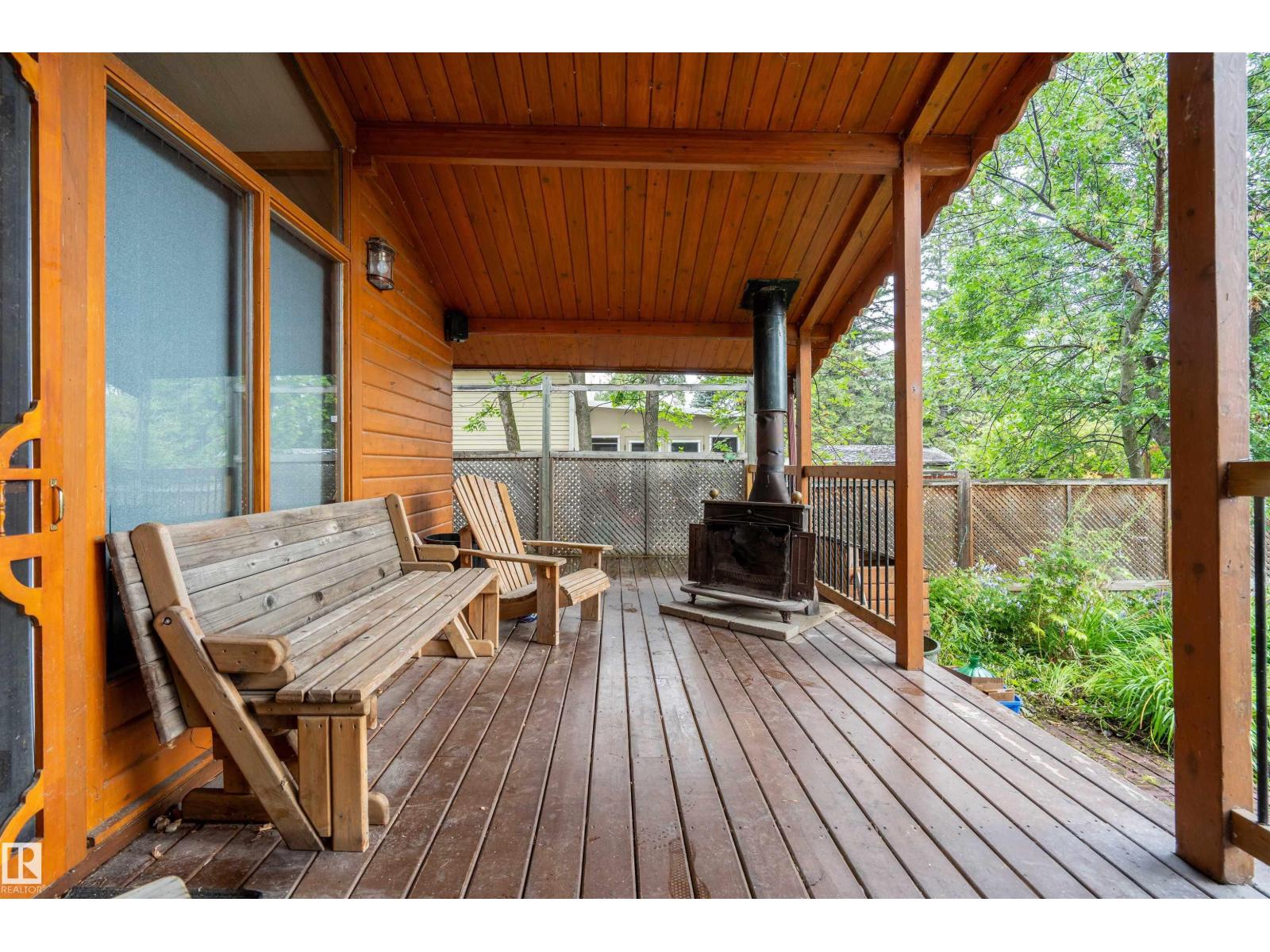 5011 38 Street Property Photo 31