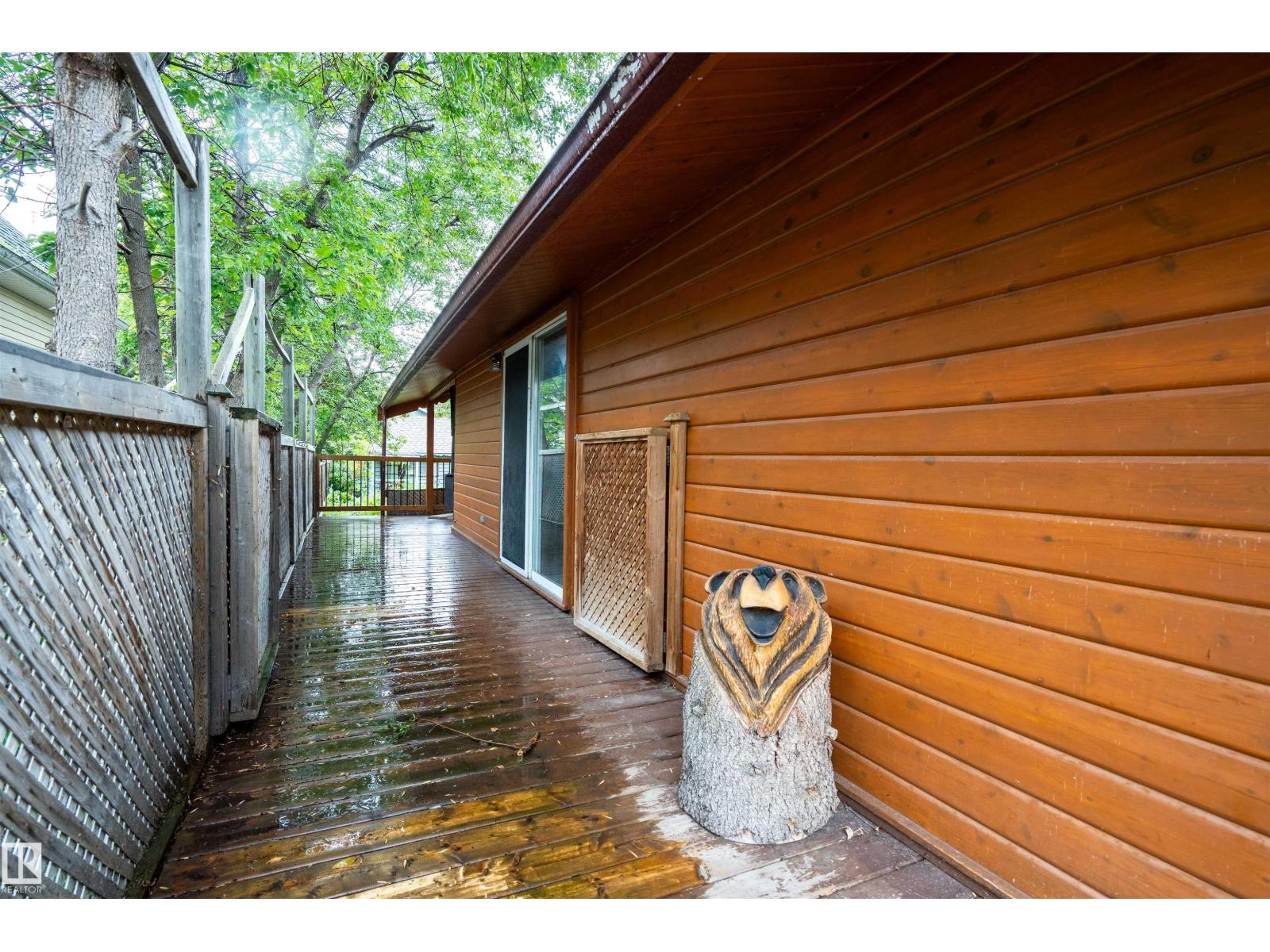 5011 38 Street Property Photo 32