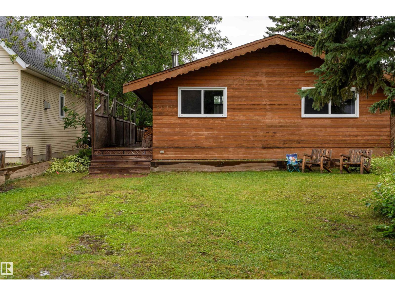 5011 38 Street Property Photo 33