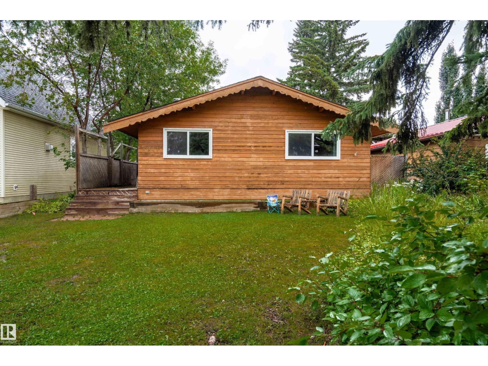 5011 38 Street Property Photo 34