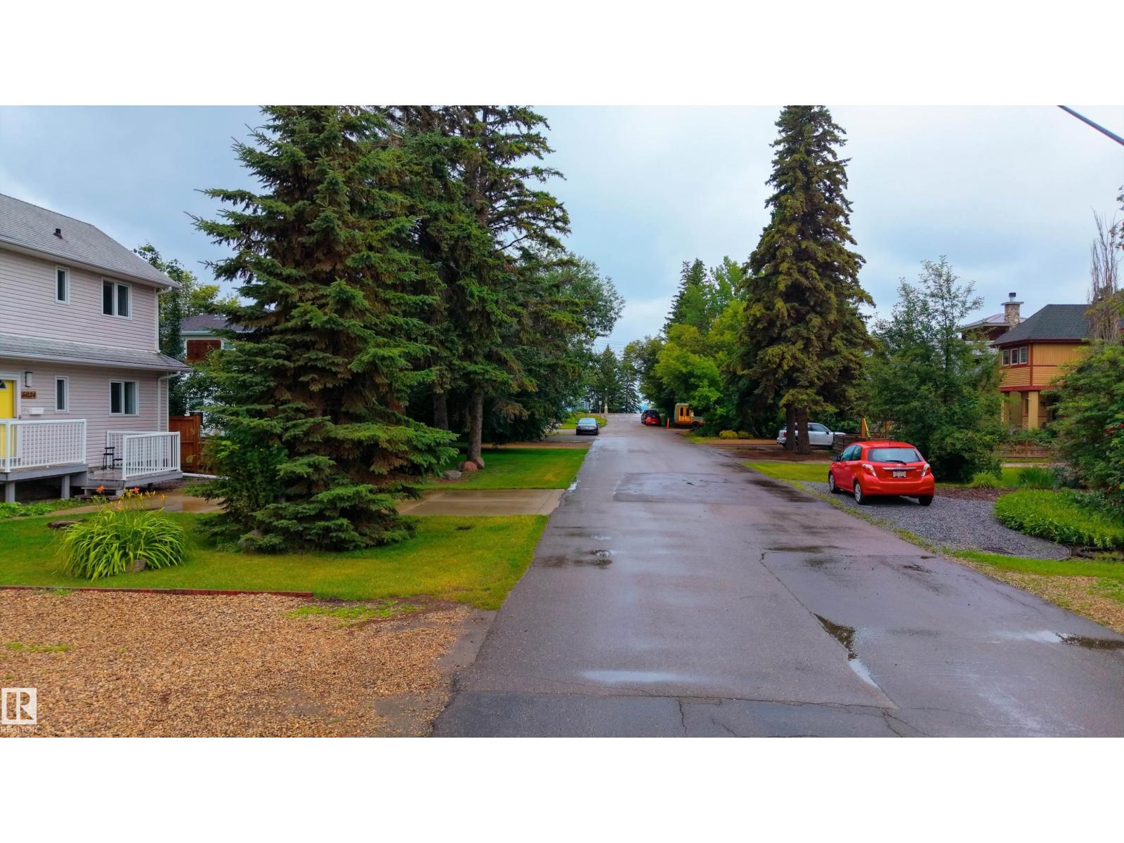 5011 38 Street Property Photo 44