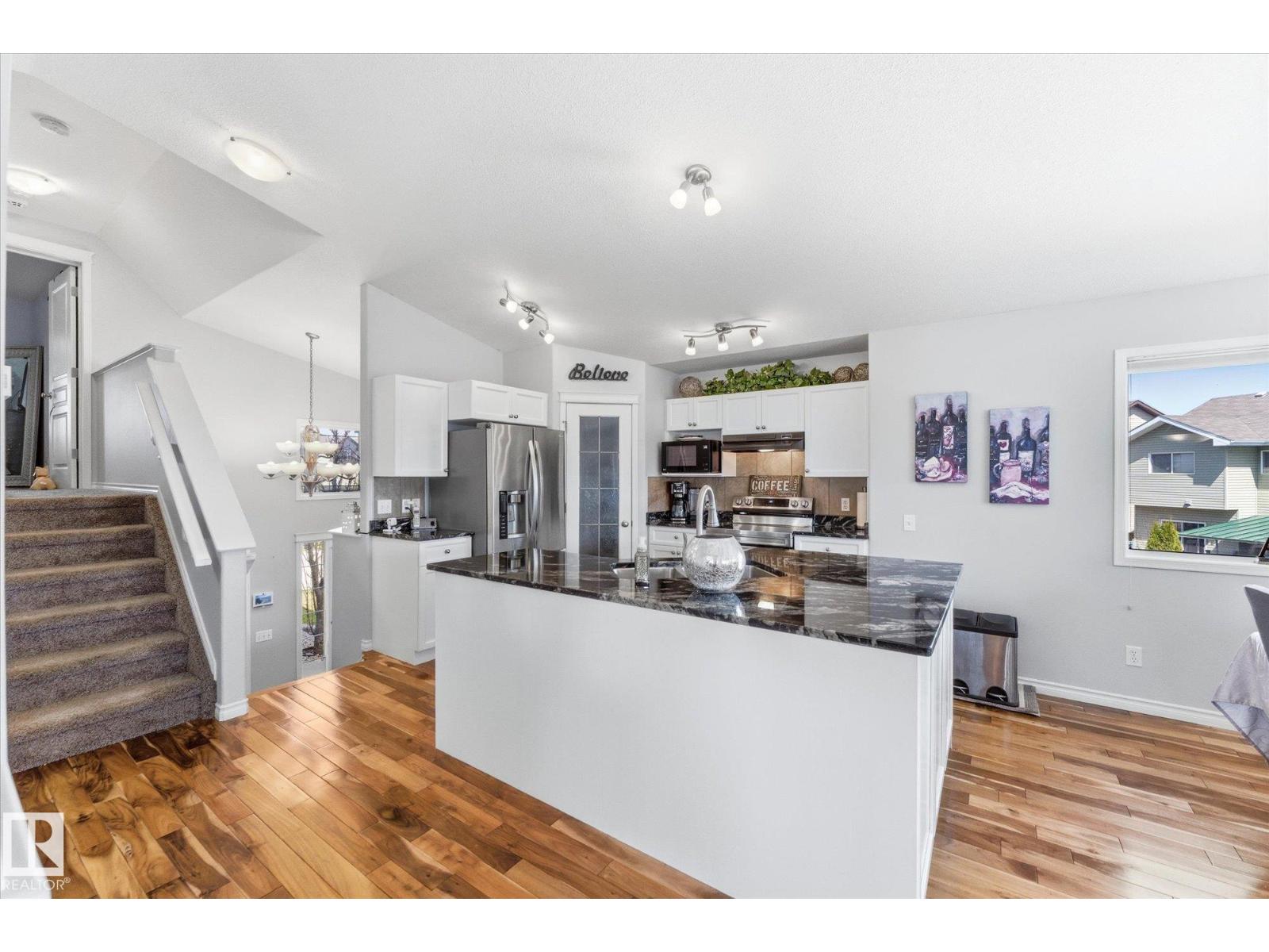 16303 37 St Nw Property Photo 6