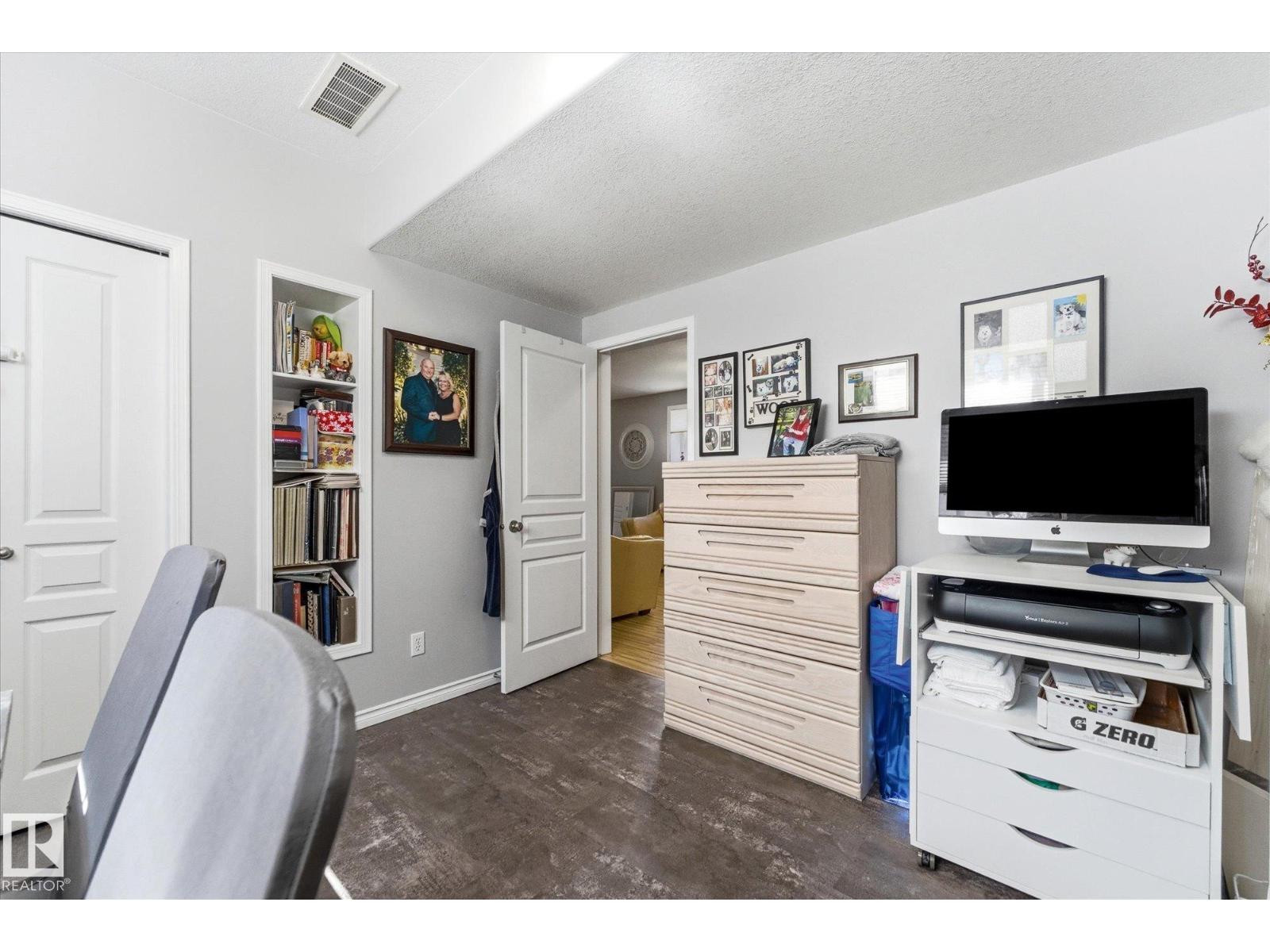 16303 37 St Nw Property Photo 37