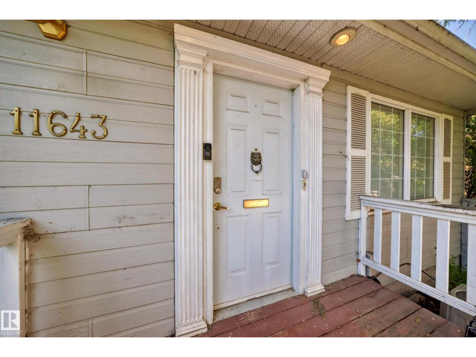 11643 76 Av Nw Property Photo 4