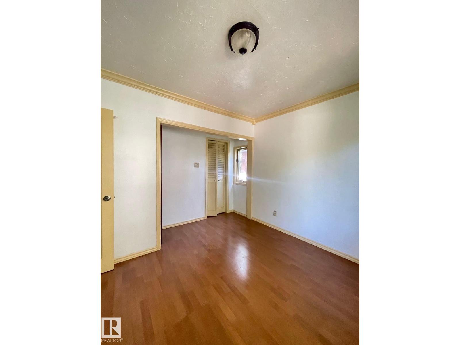 11643 76 Av Nw Property Photo 15